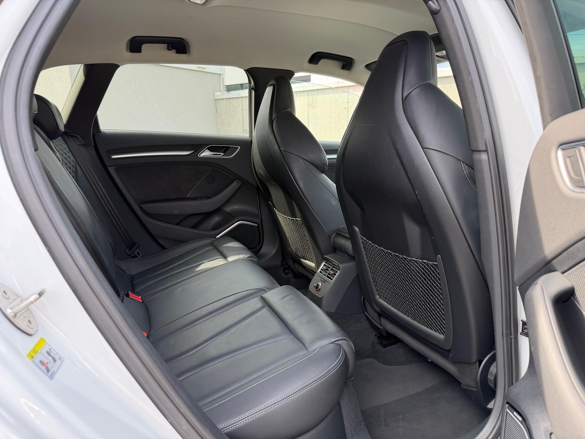 AUDI RS3 2.5 TSI quattro S-tronic-image-16