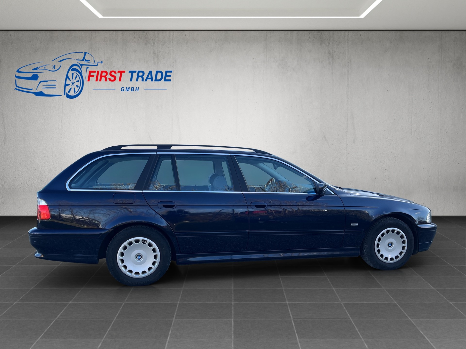 BMW 520i Touring-image-3