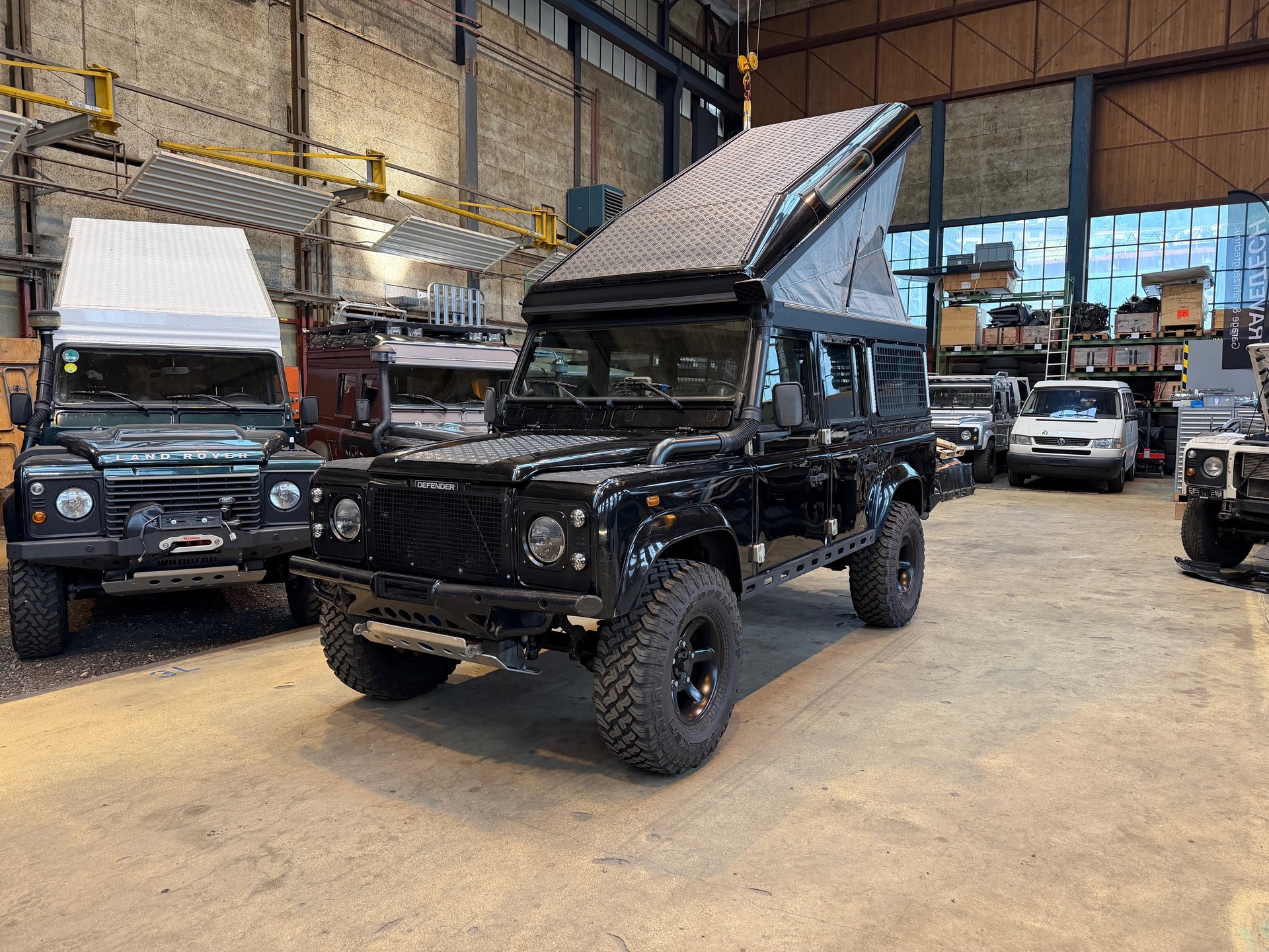 LAND ROVER Defender 110 SW 2.5 Td5-image-1