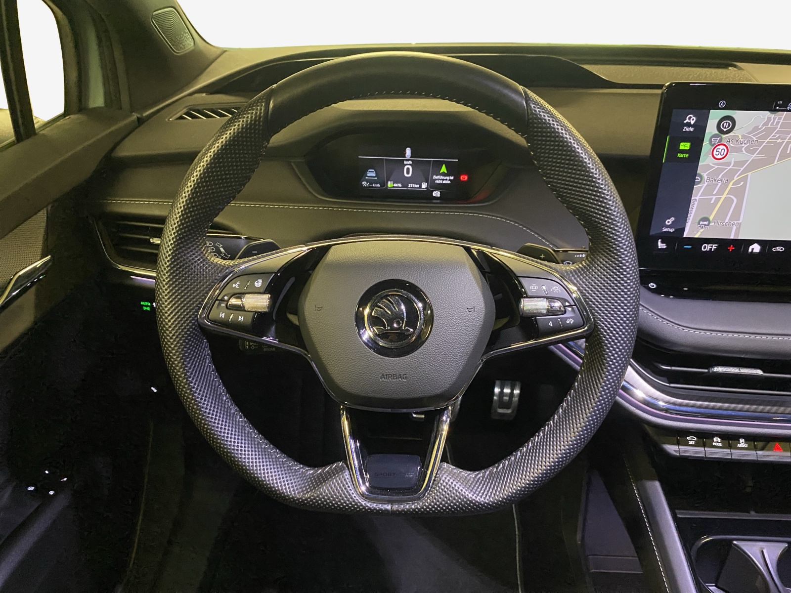 SKODA Enyaq iV 80 SportLine-image-10