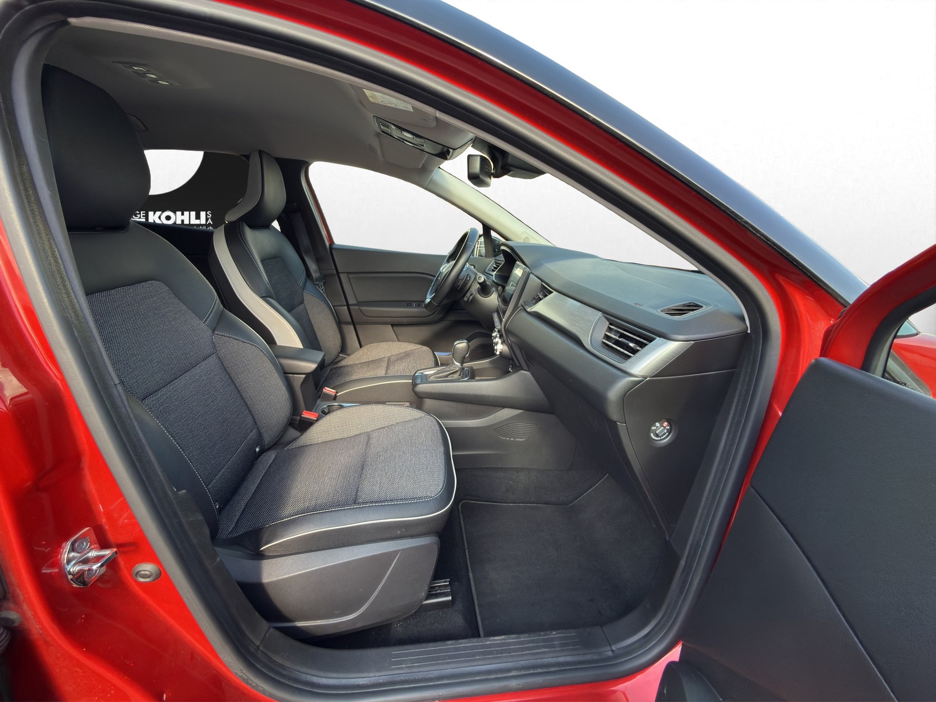 RENAULT Captur 1.3 TCe EDC Intens EDC-image-11