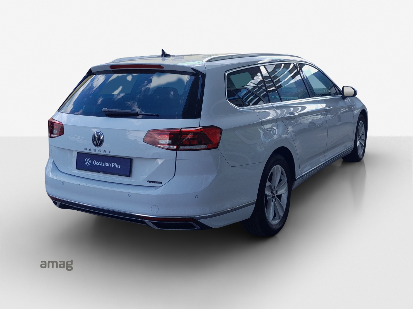 VW Passat 2.0 TDI BMT Elegance 4Motion DSG-image-4
