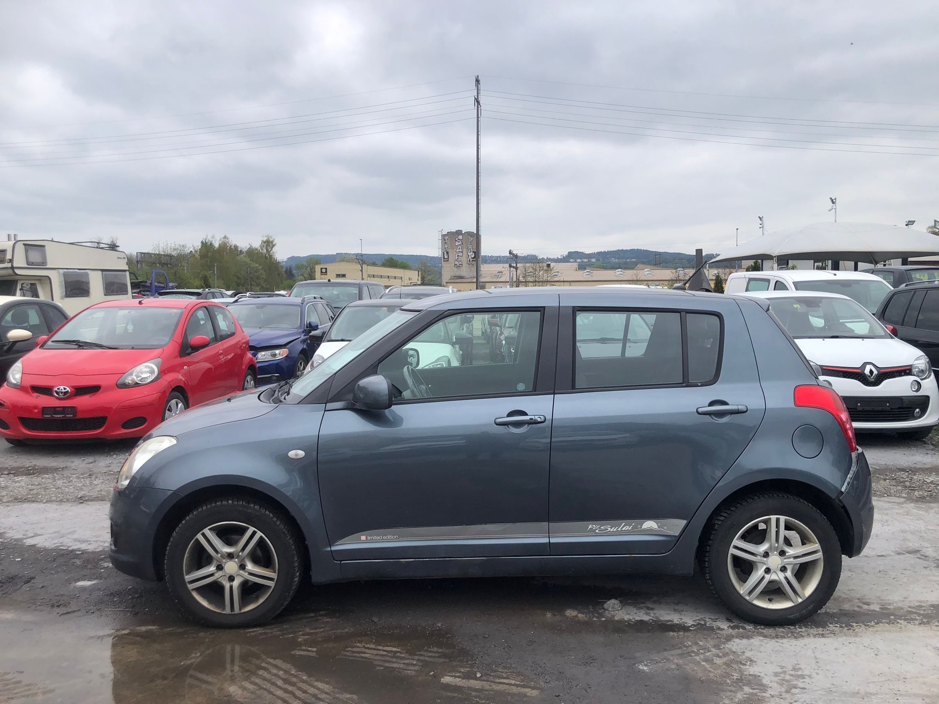 SUZUKI Swift 1.3i 16V GL Top Piz Sulai LE 4x4-image-7
