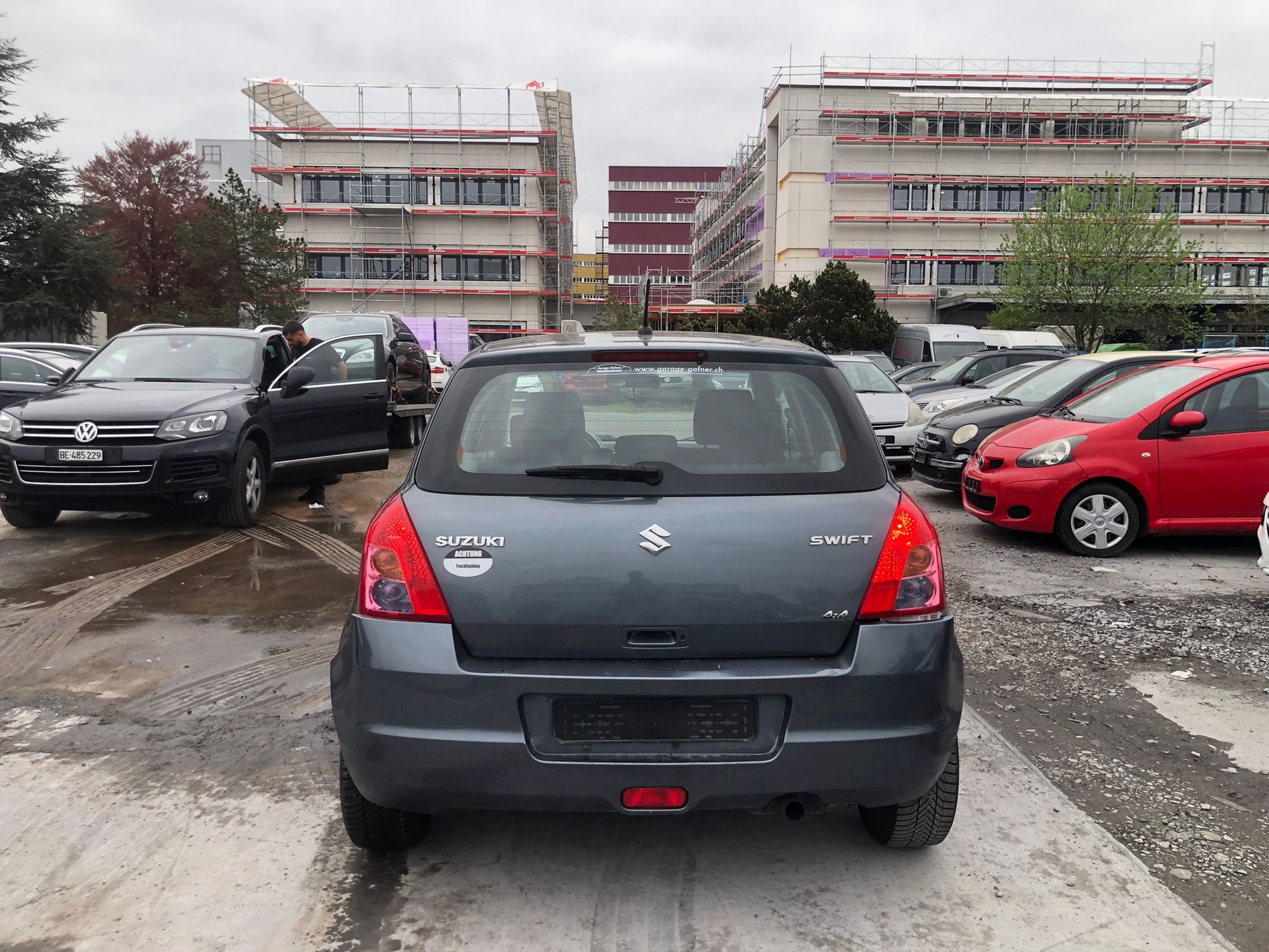 SUZUKI Swift 1.3i 16V GL Top Piz Sulai LE 4x4-image-13