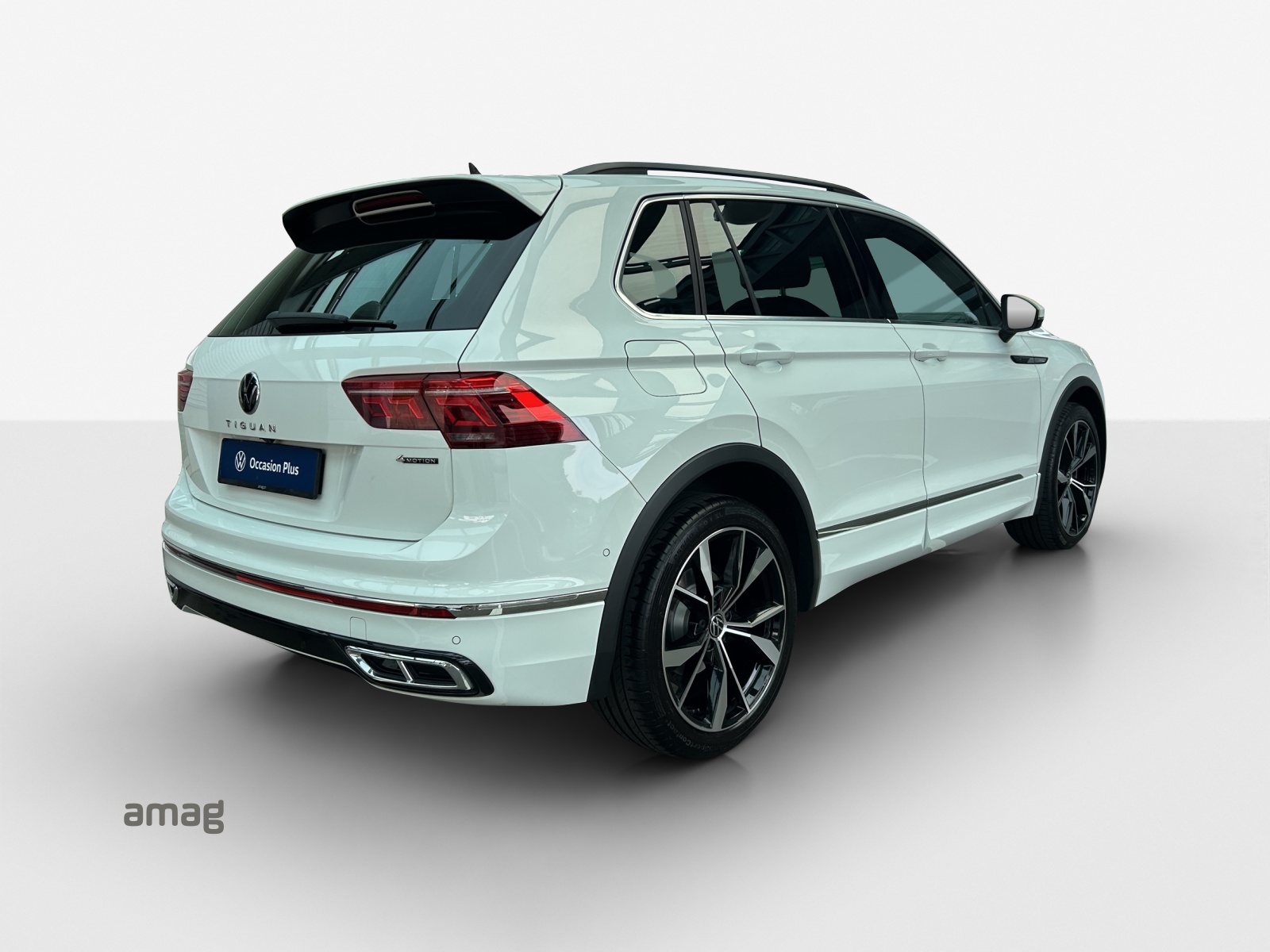 VW Tiguan 2.0TSI R-Line 4Motion DSG-image-4