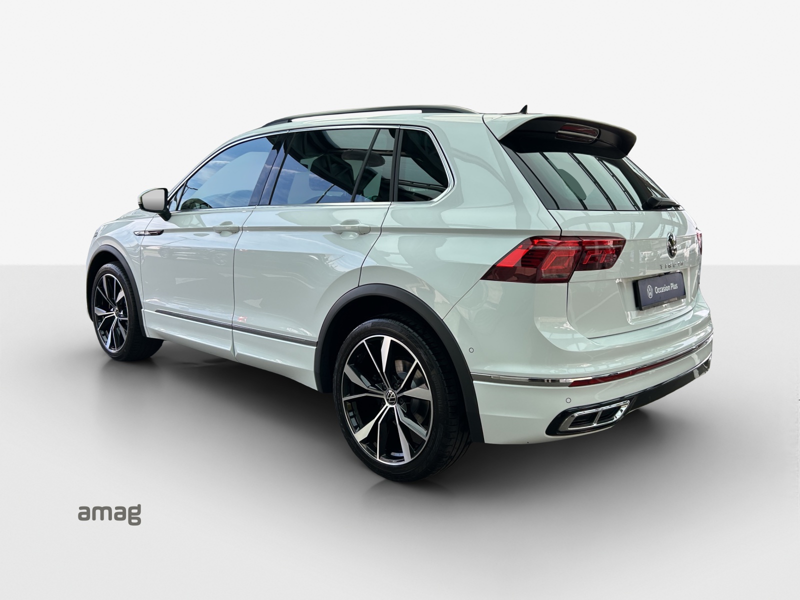 VW Tiguan 2.0TSI R-Line 4Motion DSG-image-2