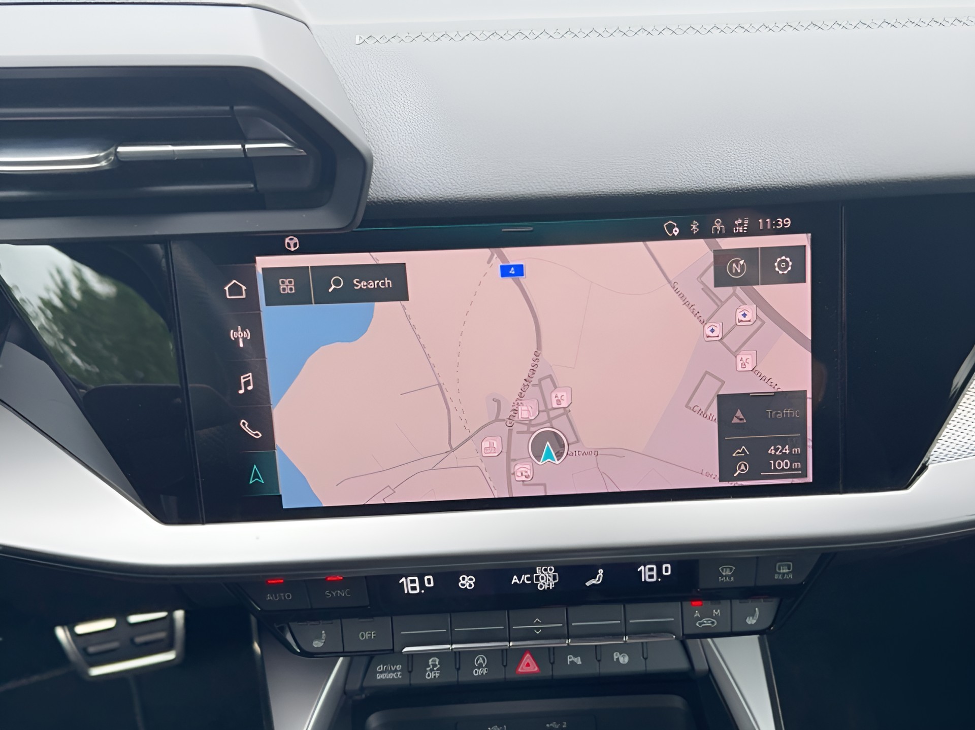 AUDI A3 Sportback 35 TFSI S line S-tronic-image-12