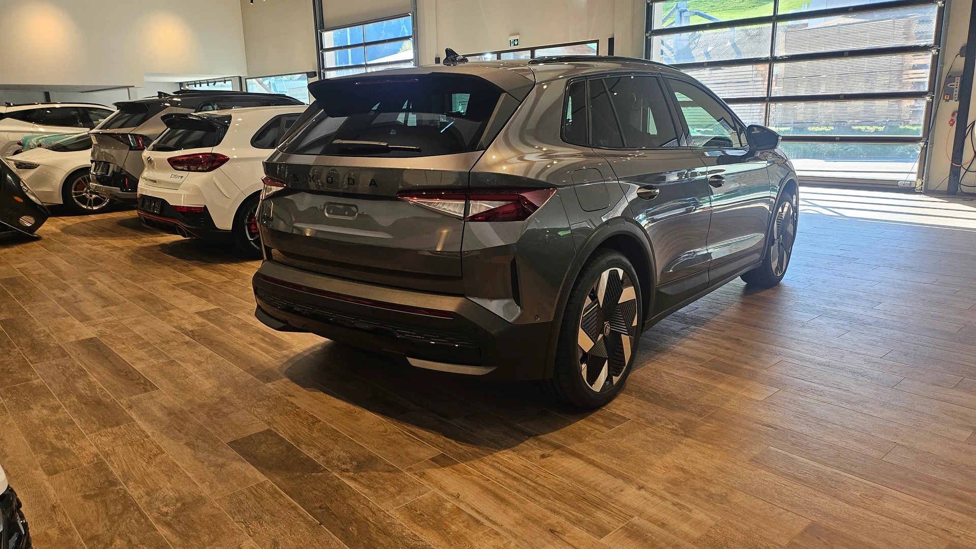 SKODA Elroq RS 4x4-image-10
