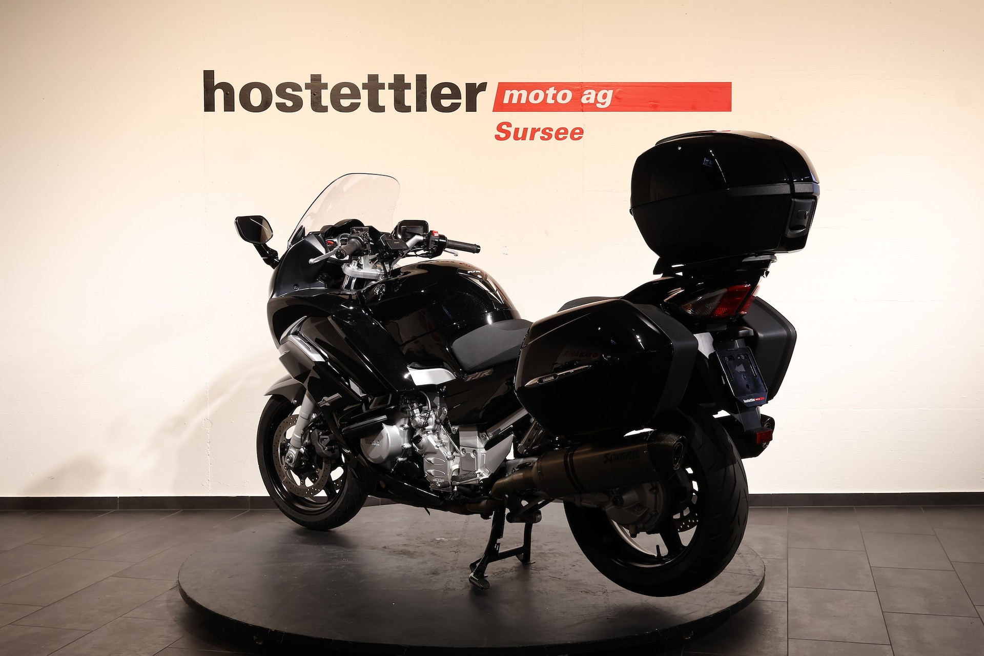 YAMAHA FJR 1300-showroom-element-3