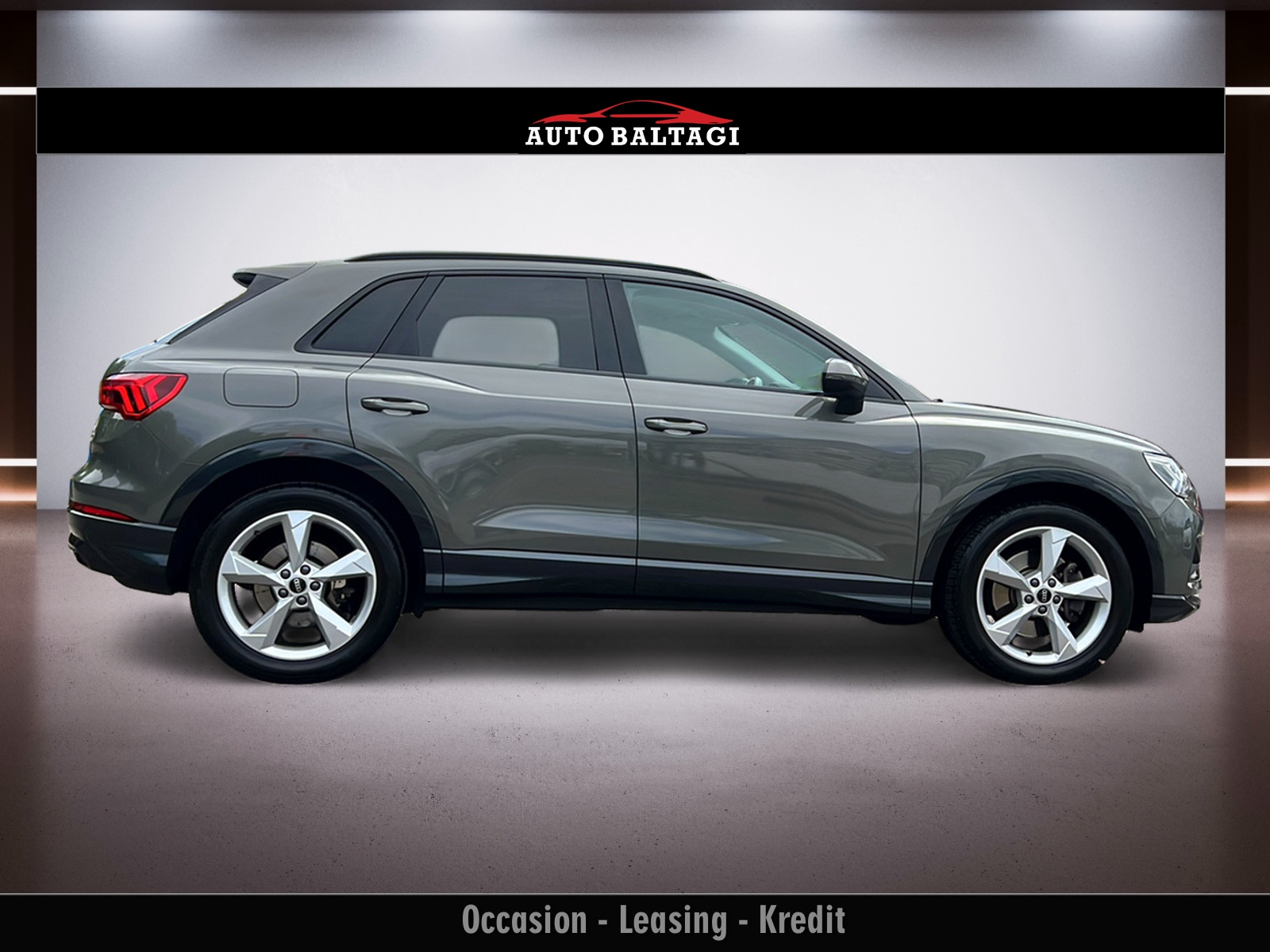 AUDI Q3 40 TFSI advanced quattro S-tronic-image-5