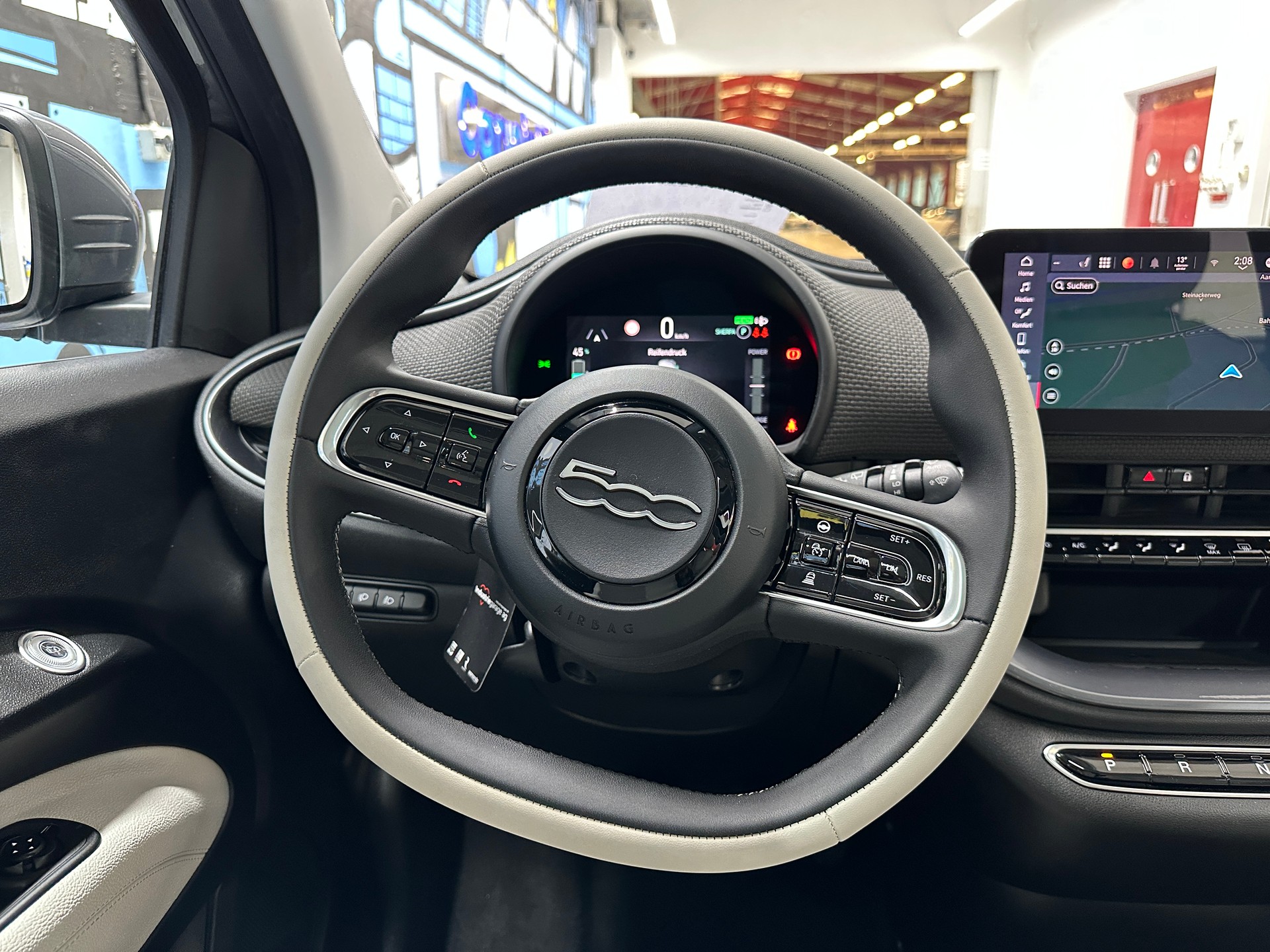 FIAT 500 electric 87 kW La Prima-image-9