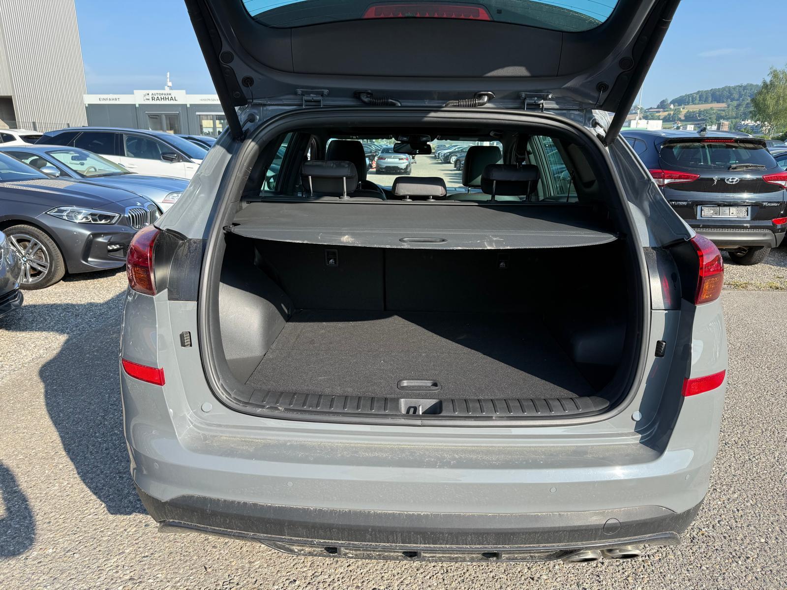 HYUNDAI Tucson 2.0 CRDi 185 N-Line 4WD-image-17
