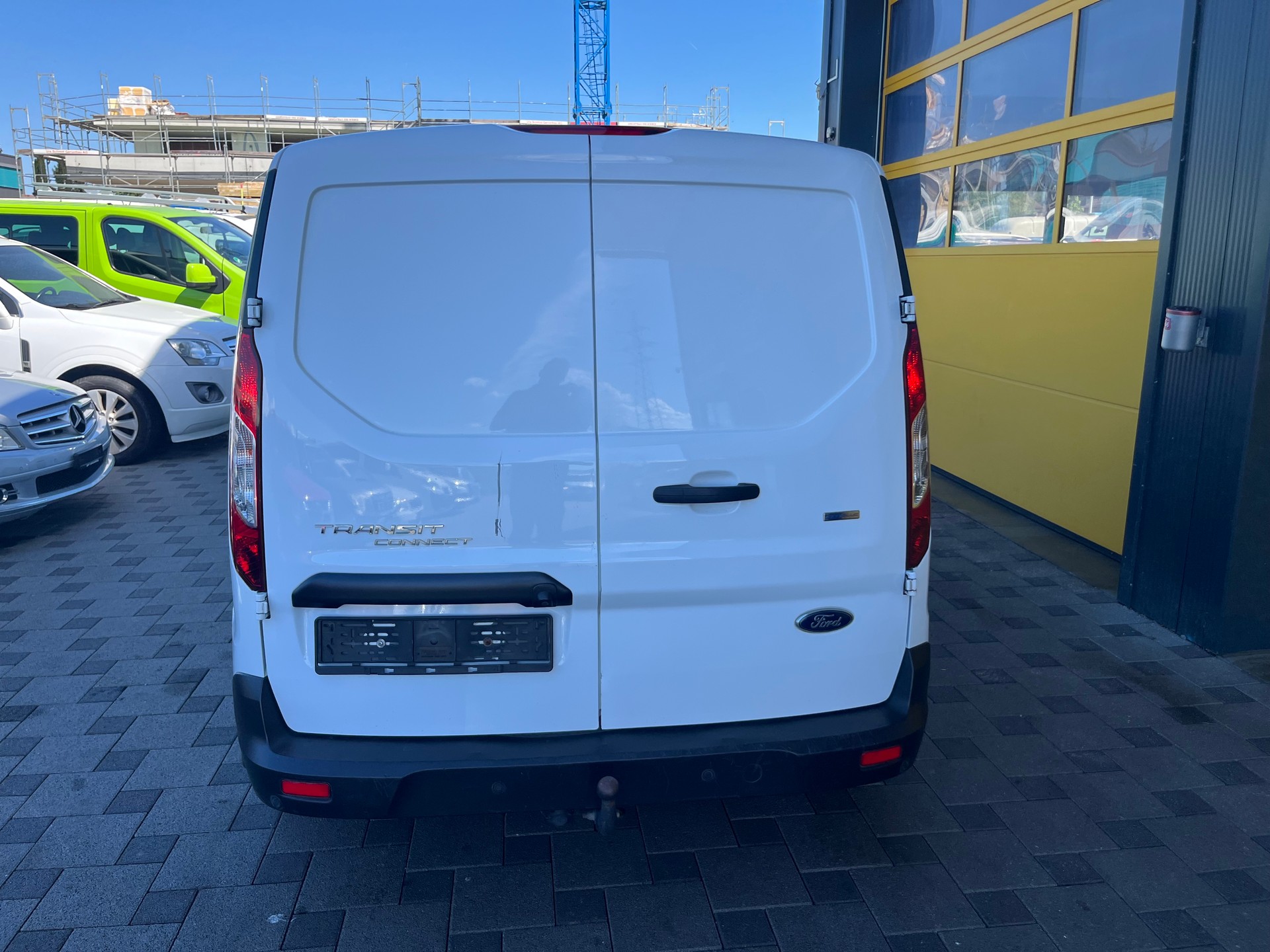 FORD Transit Connect Van T230 1.5 Eco Blue Ambiente A-image-7