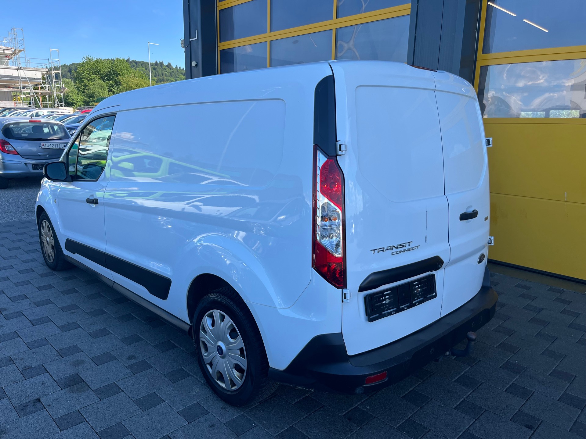 FORD Transit Connect Van T230 1.5 Eco Blue Ambiente A-image-4