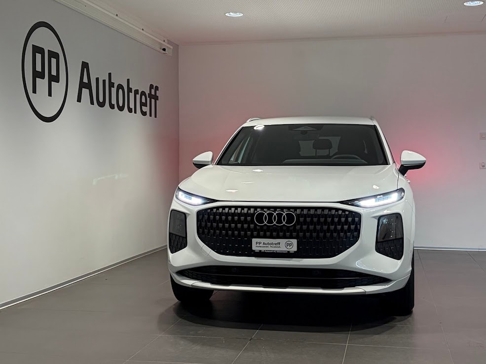 AUDI Q3 SUV TDI quattro 142 kW S tronic-image-0