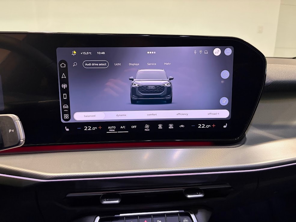 AUDI Q3 SUV TDI quattro 142 kW S tronic-image-8