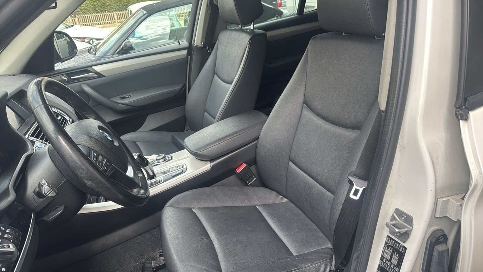 BMW X3 xDrive 20d xLine Steptronic-image-16