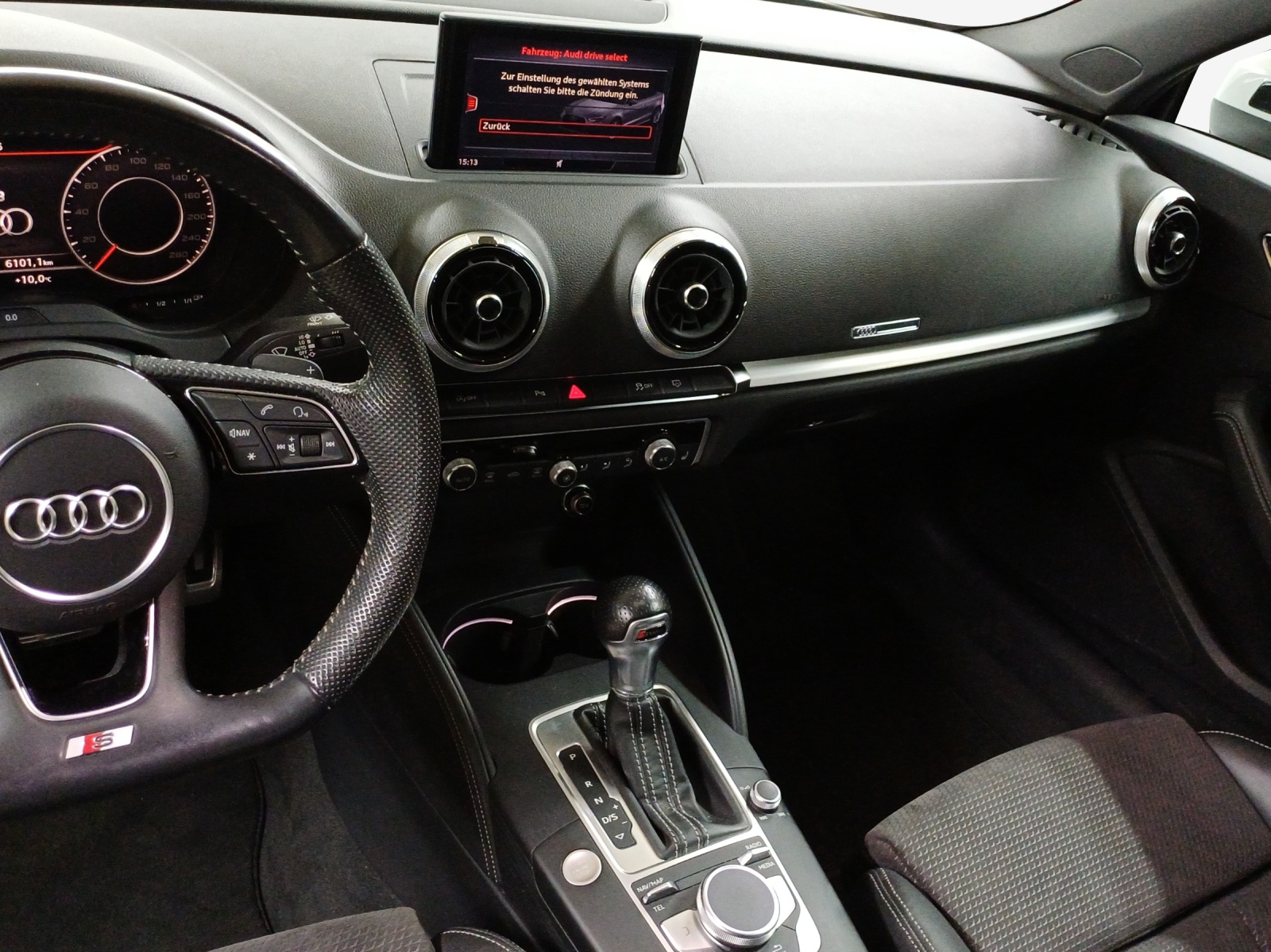 AUDI A3 Cabriolet 35 TFSI Sport Attraction S-tronic-image-10
