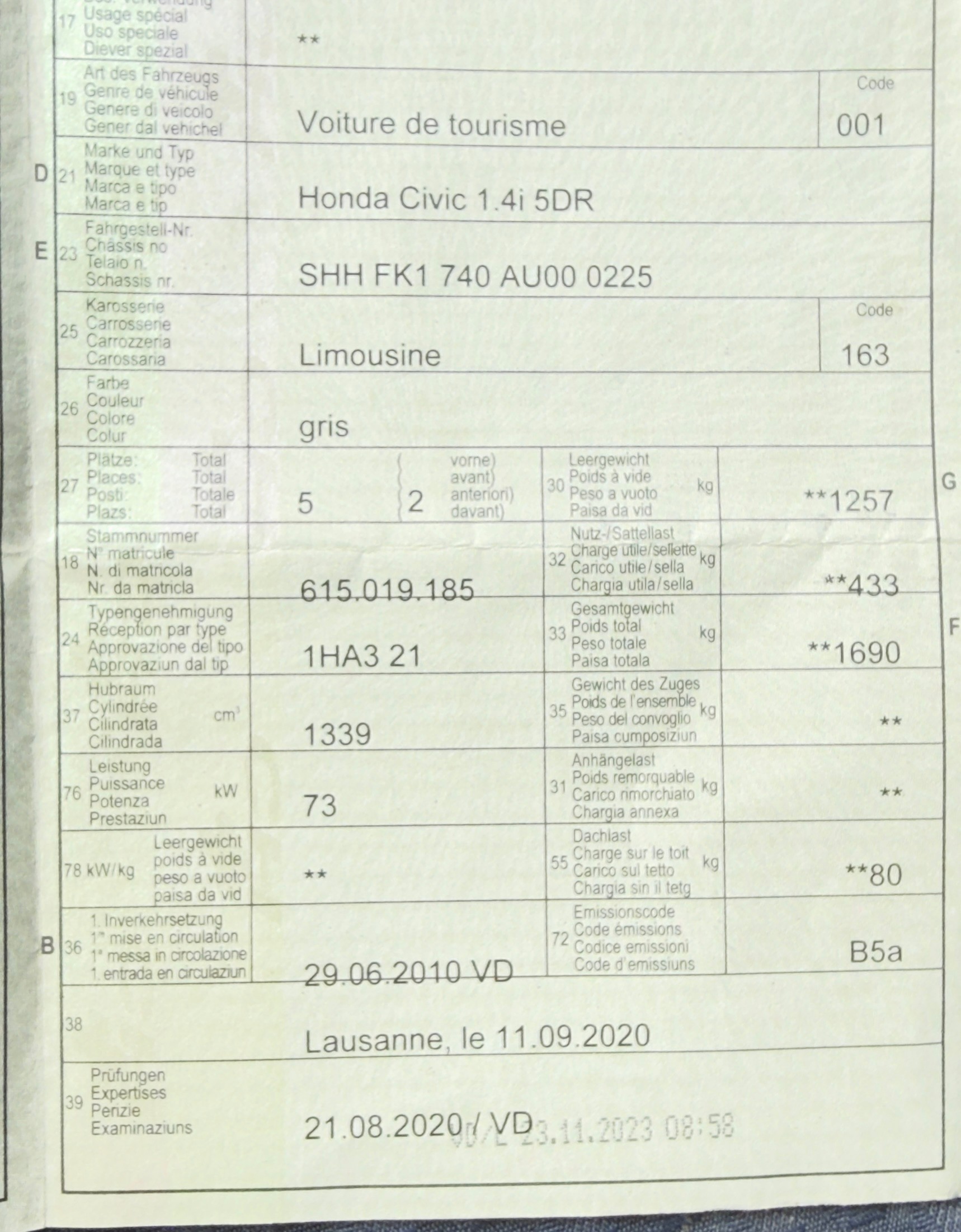 HONDA Civic 1.4i Comfort-image-12