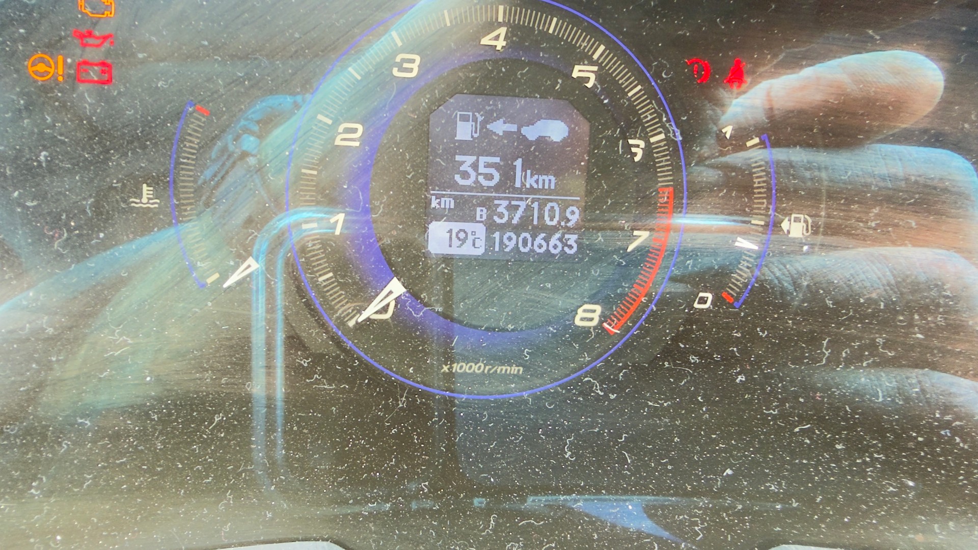 HONDA Civic 1.4i Comfort-image-11