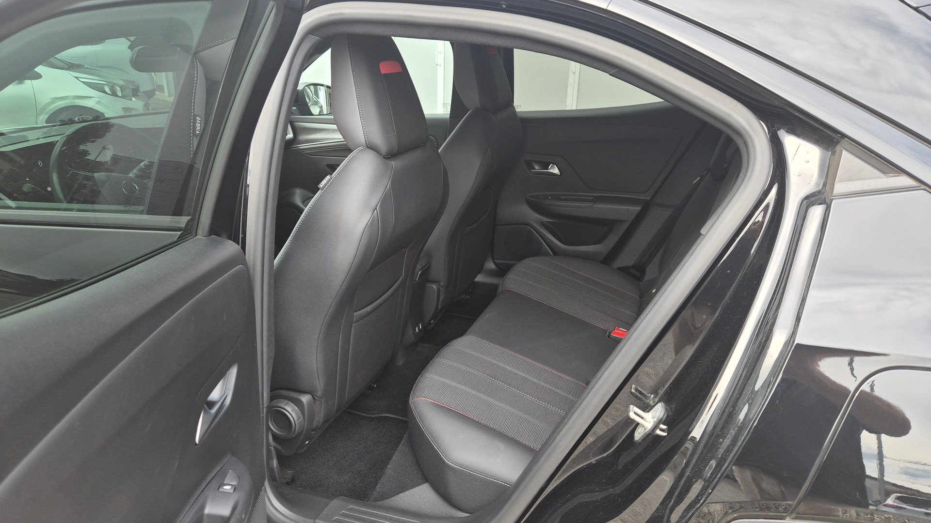 OPEL Mokka 1.2 Direct Injection Turbo GS Line Aut.-image-13