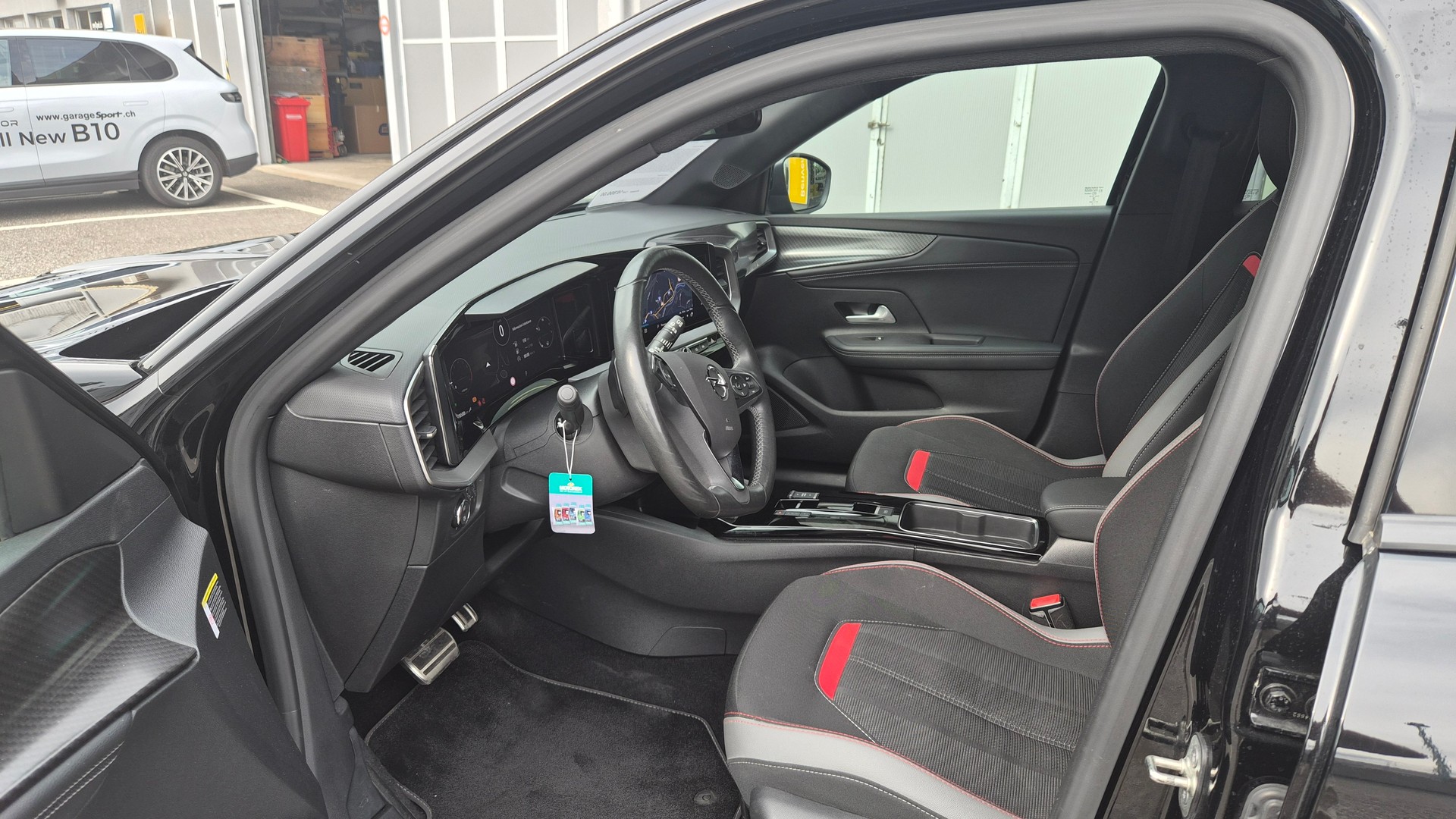 OPEL Mokka 1.2 Direct Injection Turbo GS Line Aut.-image-11