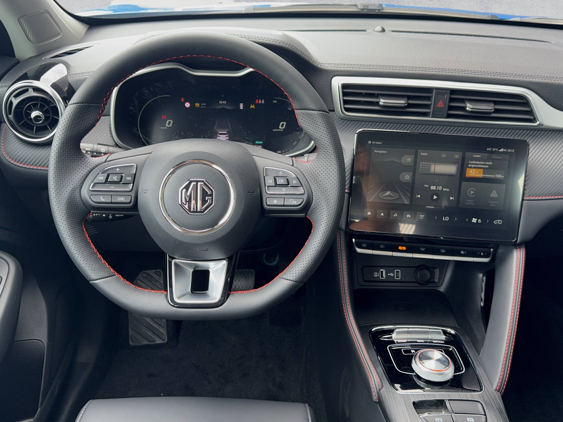 MG ZS EV Luxury 70kWh-image-3