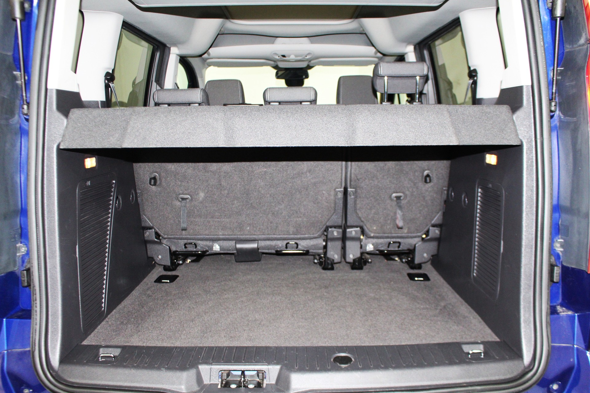 FORD Tourneo Connect 1.0 EcoB 100 Titanium-image-8