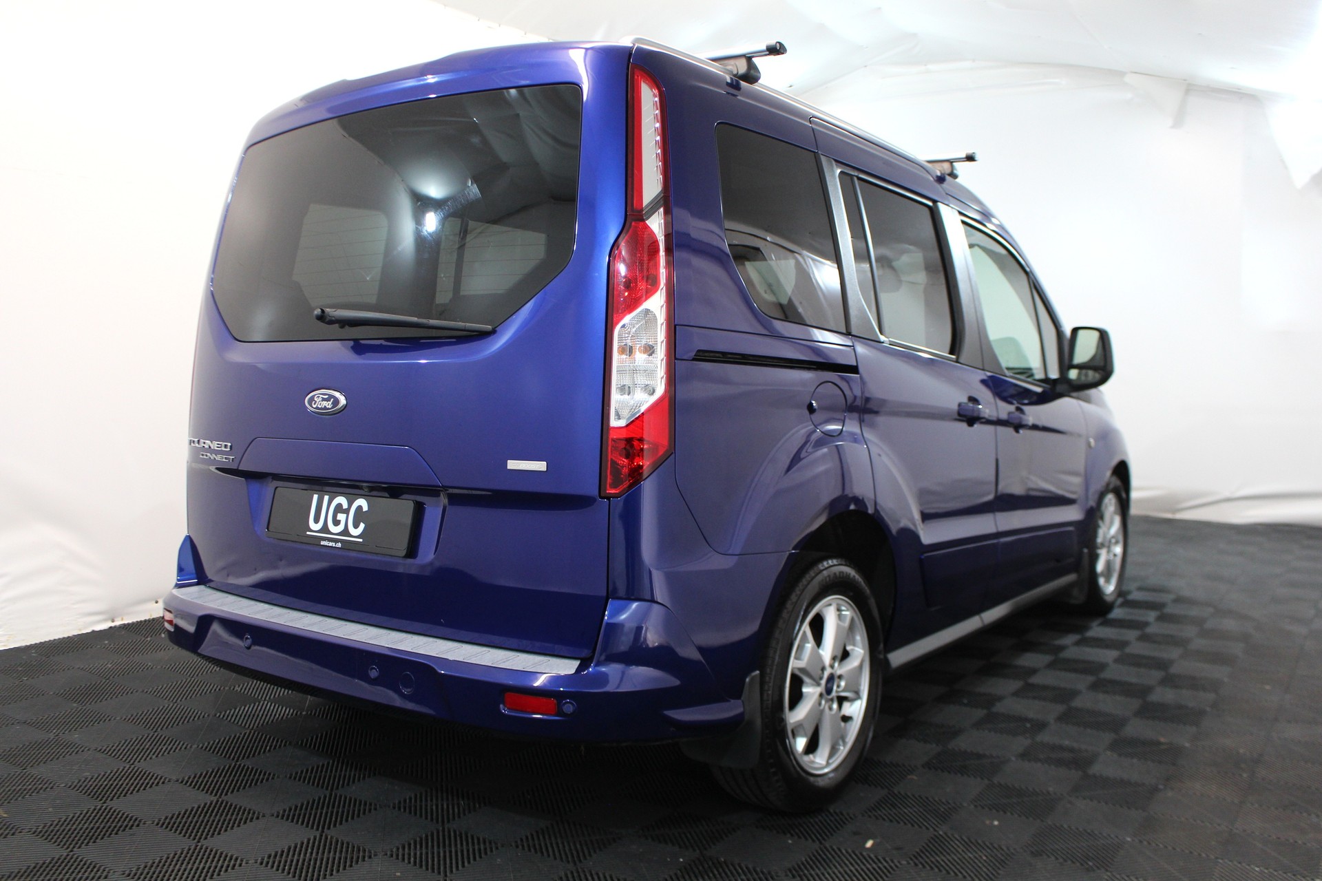 FORD Tourneo Connect 1.0 EcoB 100 Titanium-image-5