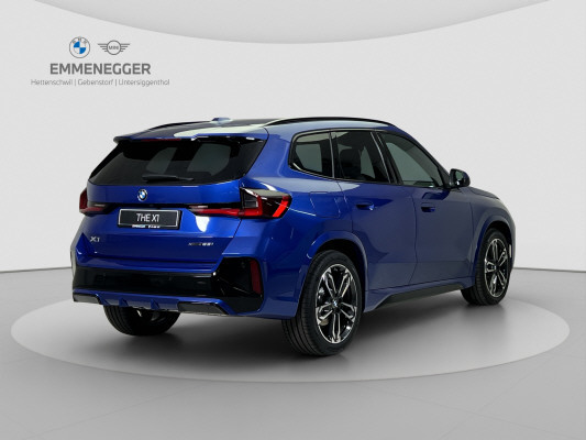 BMW X1 xDrive 23i 48V M Sport-image-4