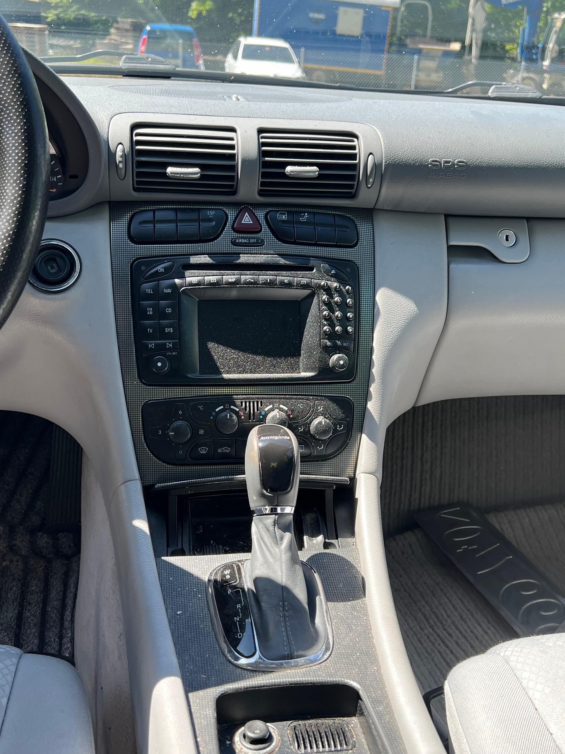 MERCEDES-BENZ C 270 CDI Avantgarde-image-5