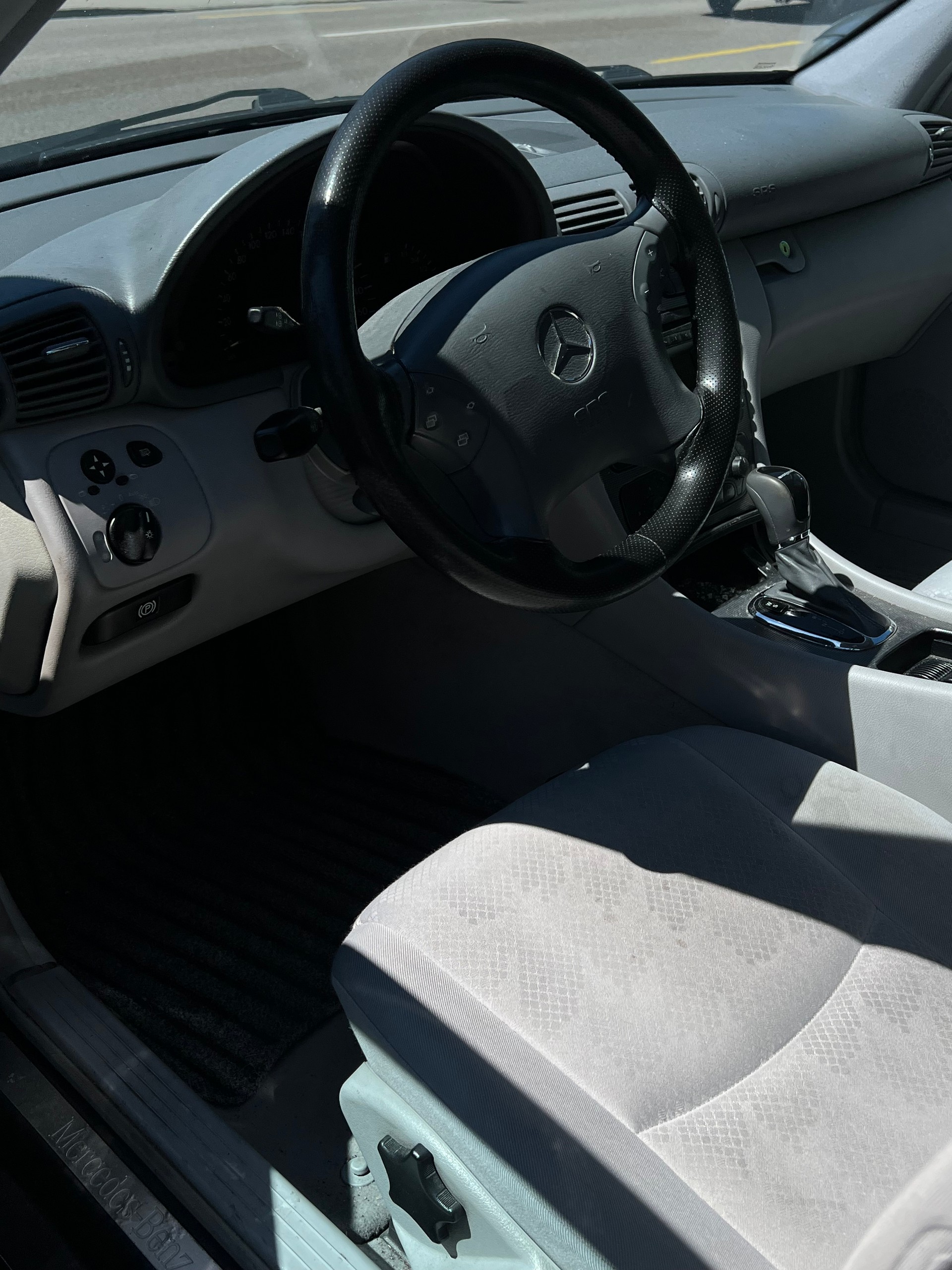 MERCEDES-BENZ C 270 CDI Avantgarde-image-6