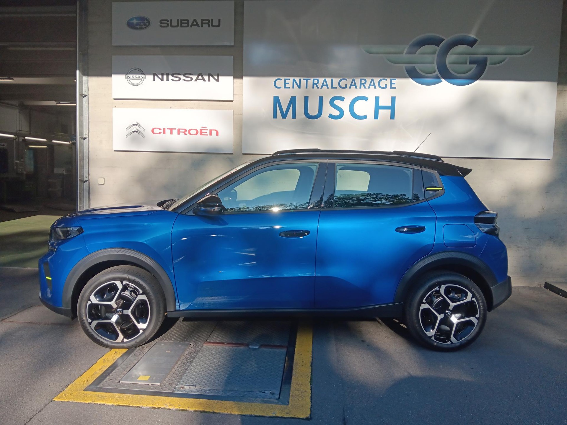 CITROEN C3 1.2i MHEV Plus DCS6-showroom-element-2
