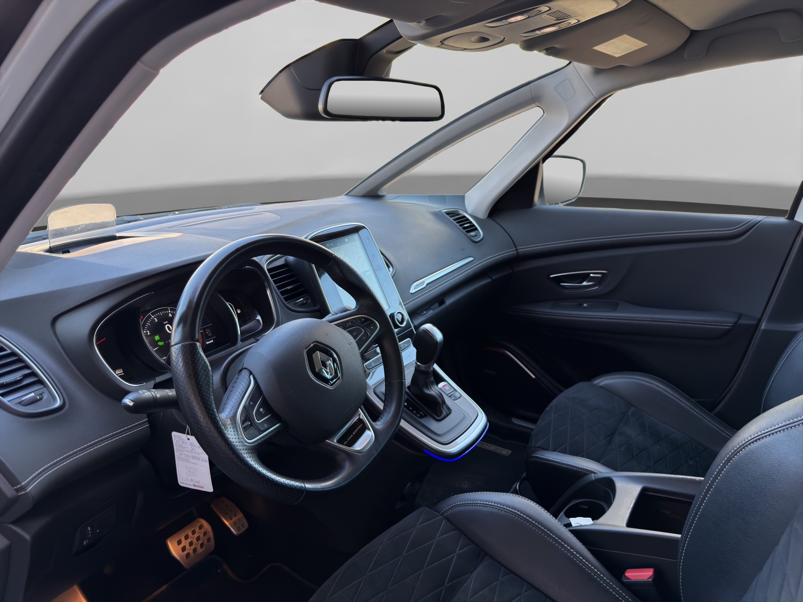 RENAULT Scénic 1.3 TCe 160 Black Edition EDC-image-5
