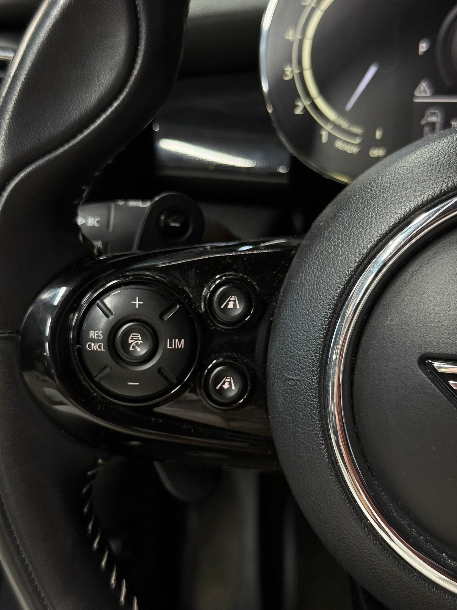 MINI Cooper S Cabriolet DKG-image-14