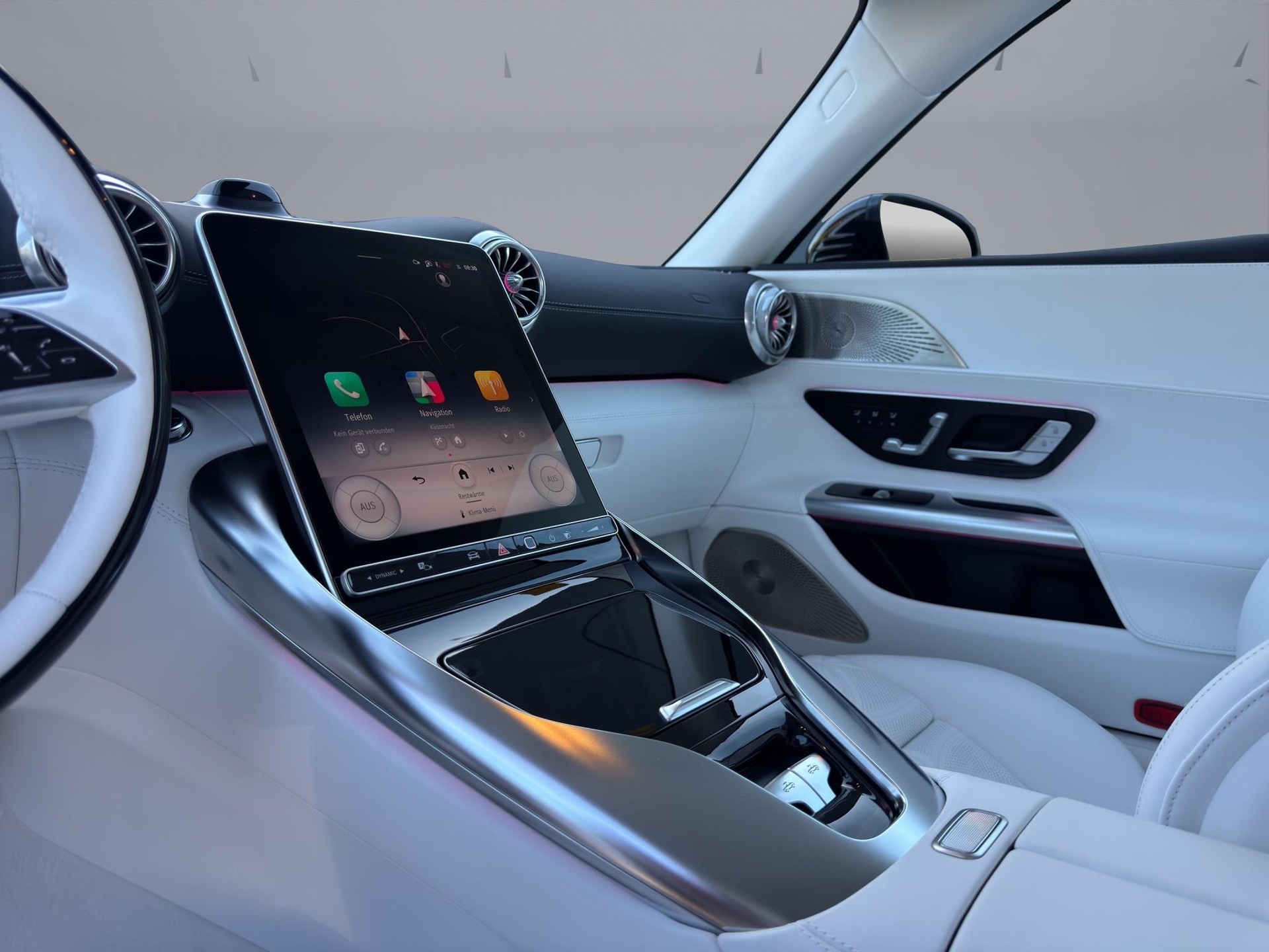 MERCEDES-BENZ SL 680 Monogram Series Maybach-image-12