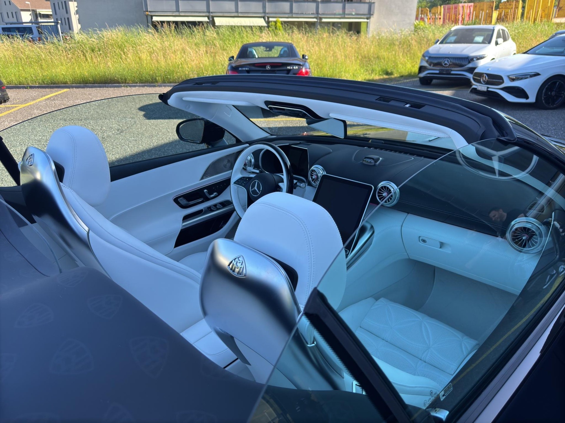 MERCEDES-BENZ SL 680 Monogram Series Maybach-image-27