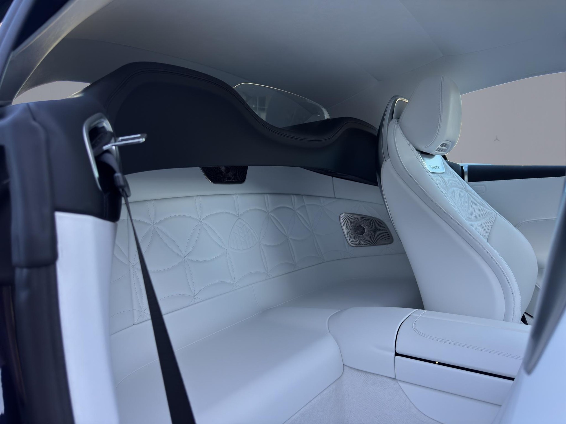 MERCEDES-BENZ SL 680 Monogram Series Maybach-image-16