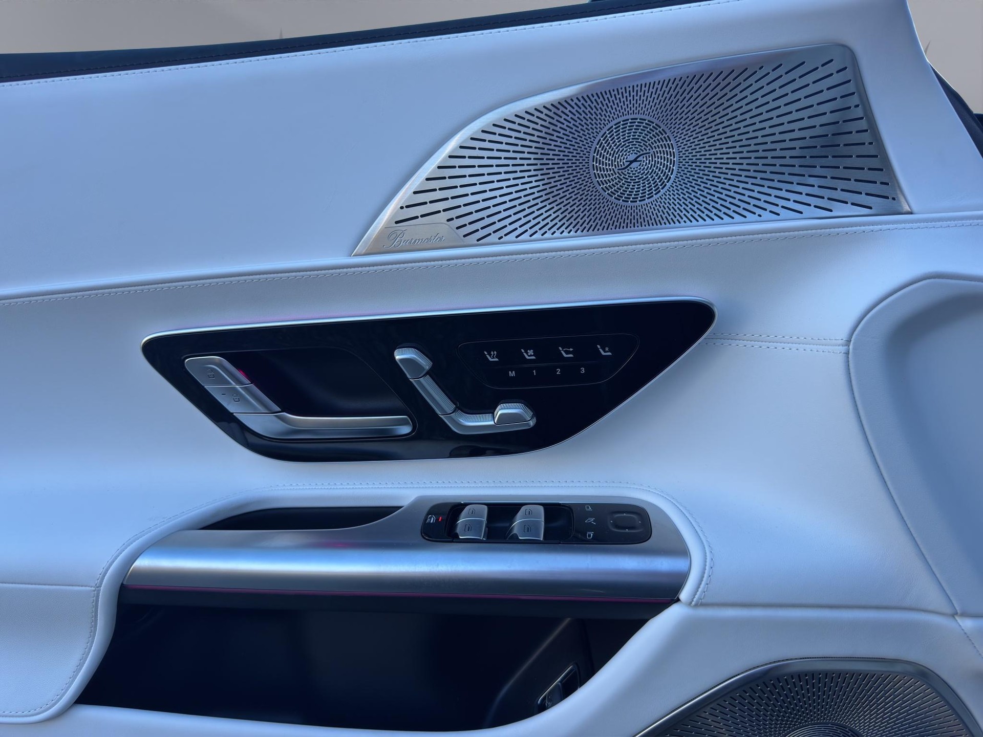MERCEDES-BENZ SL 680 Monogram Series Maybach-image-21