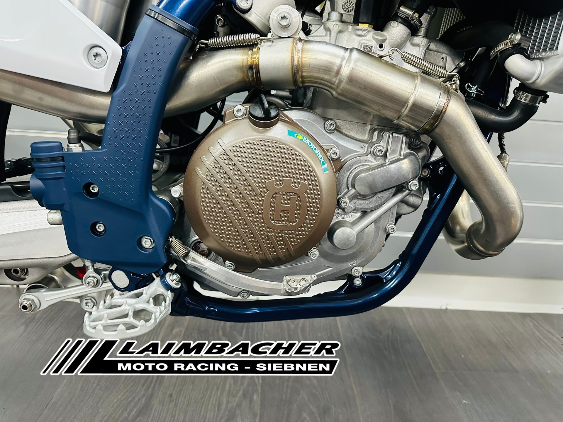 HUSQVARNA FE 501 Supermoto-showroom-element-3