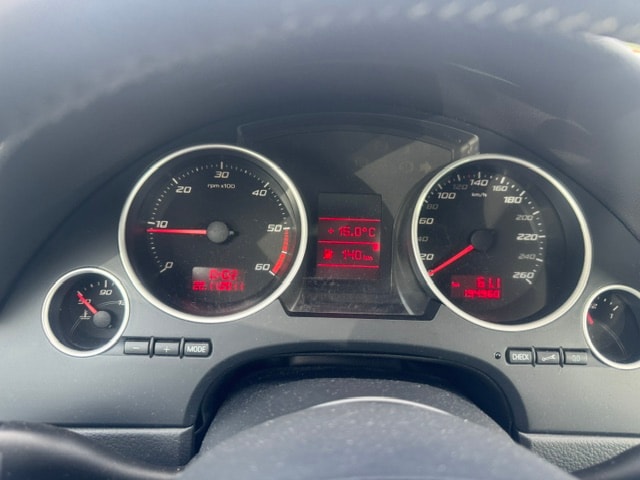 SEAT Exeo ST 2.0 TDI Advantage-image-10