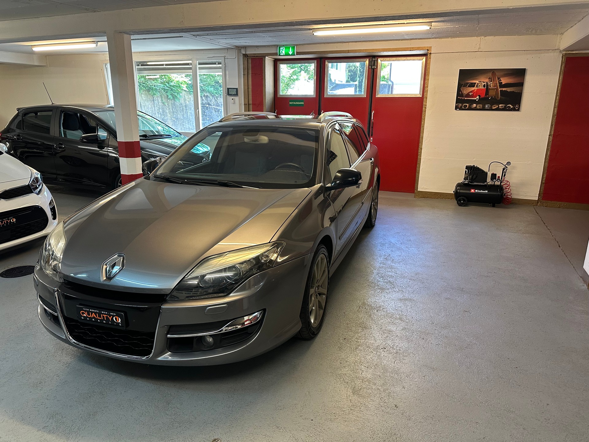 RENAULT Laguna Grandtour 2.0 dCi Dynamique Automatic-image-3