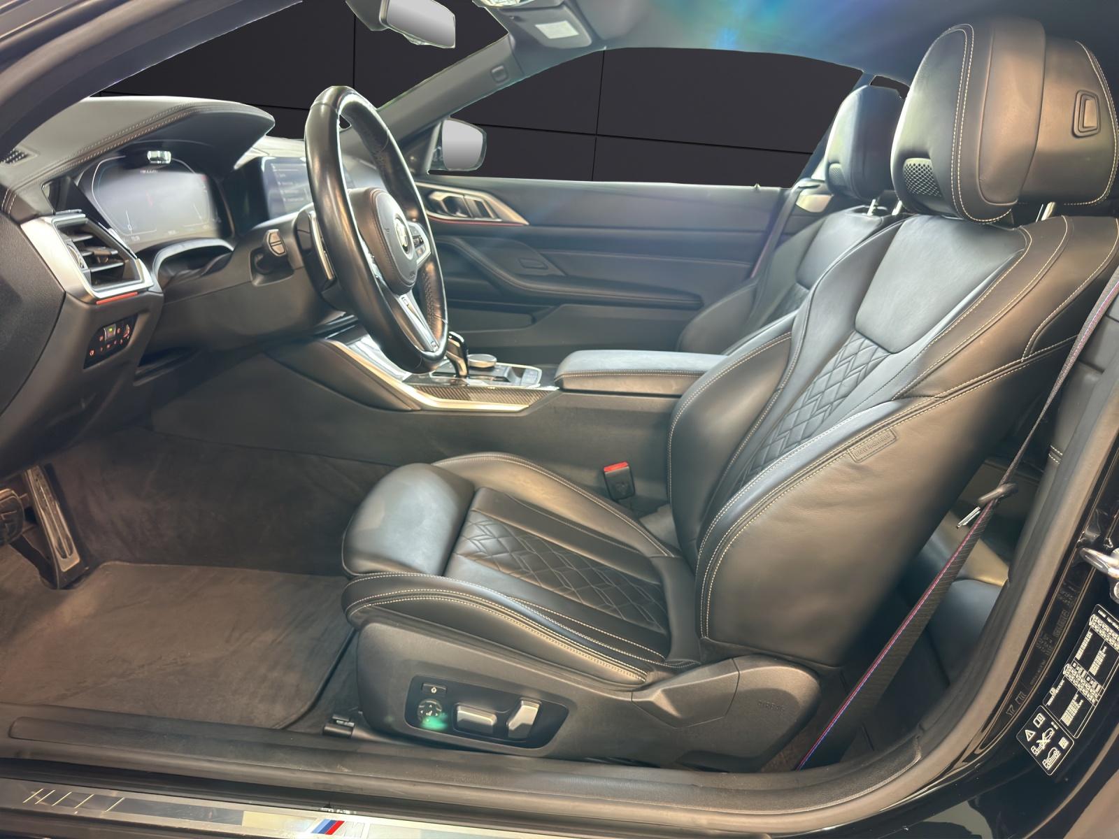 BMW M440i xDrive Cabrio-image-10