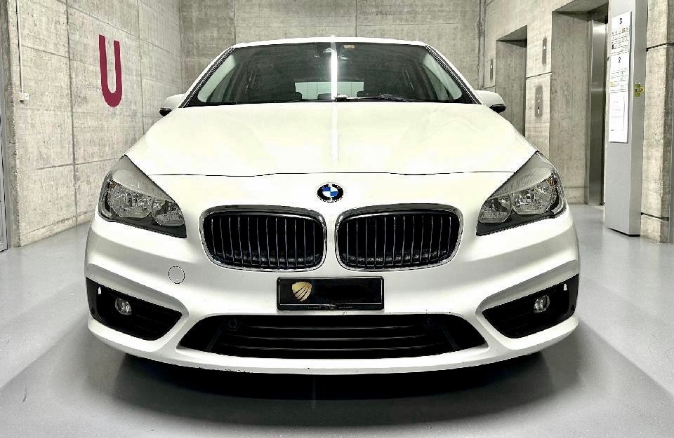 BMW 225xe-image-0