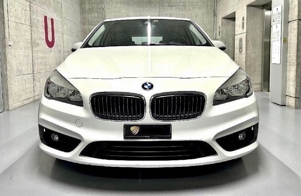 BMW 225xe-image-1