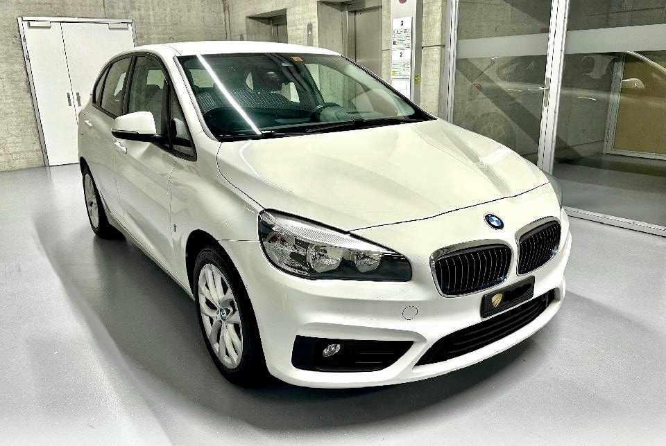 BMW 225xe-image-2
