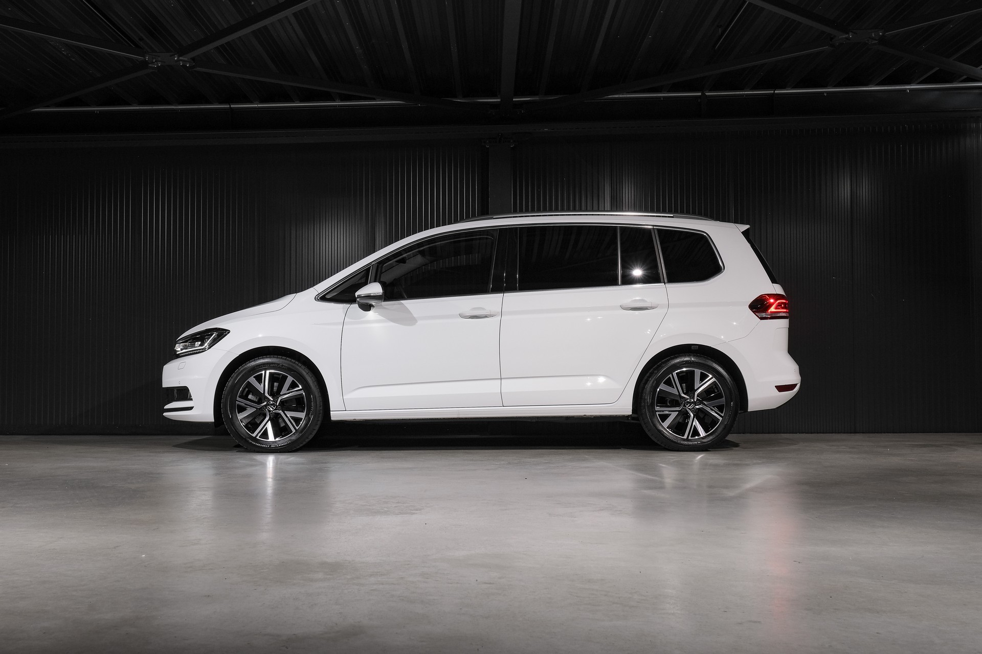 VW Touran 1.5 TSI EVO Highline DSG-image-8