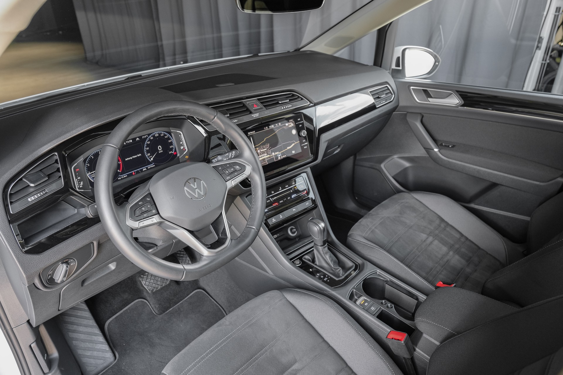 VW Touran 1.5 TSI EVO Highline DSG-image-13