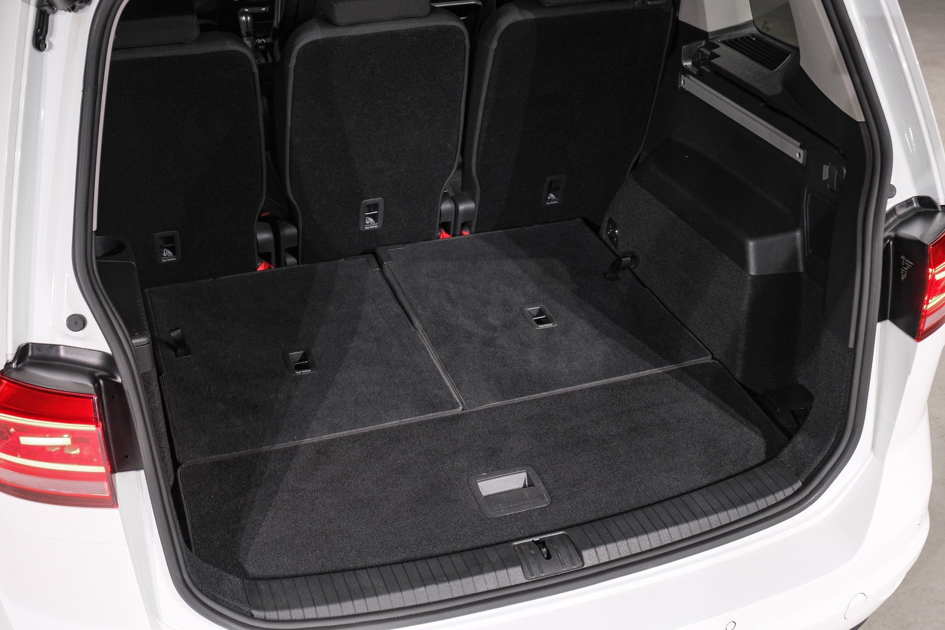 VW Touran 1.5 TSI EVO Highline DSG-image-24