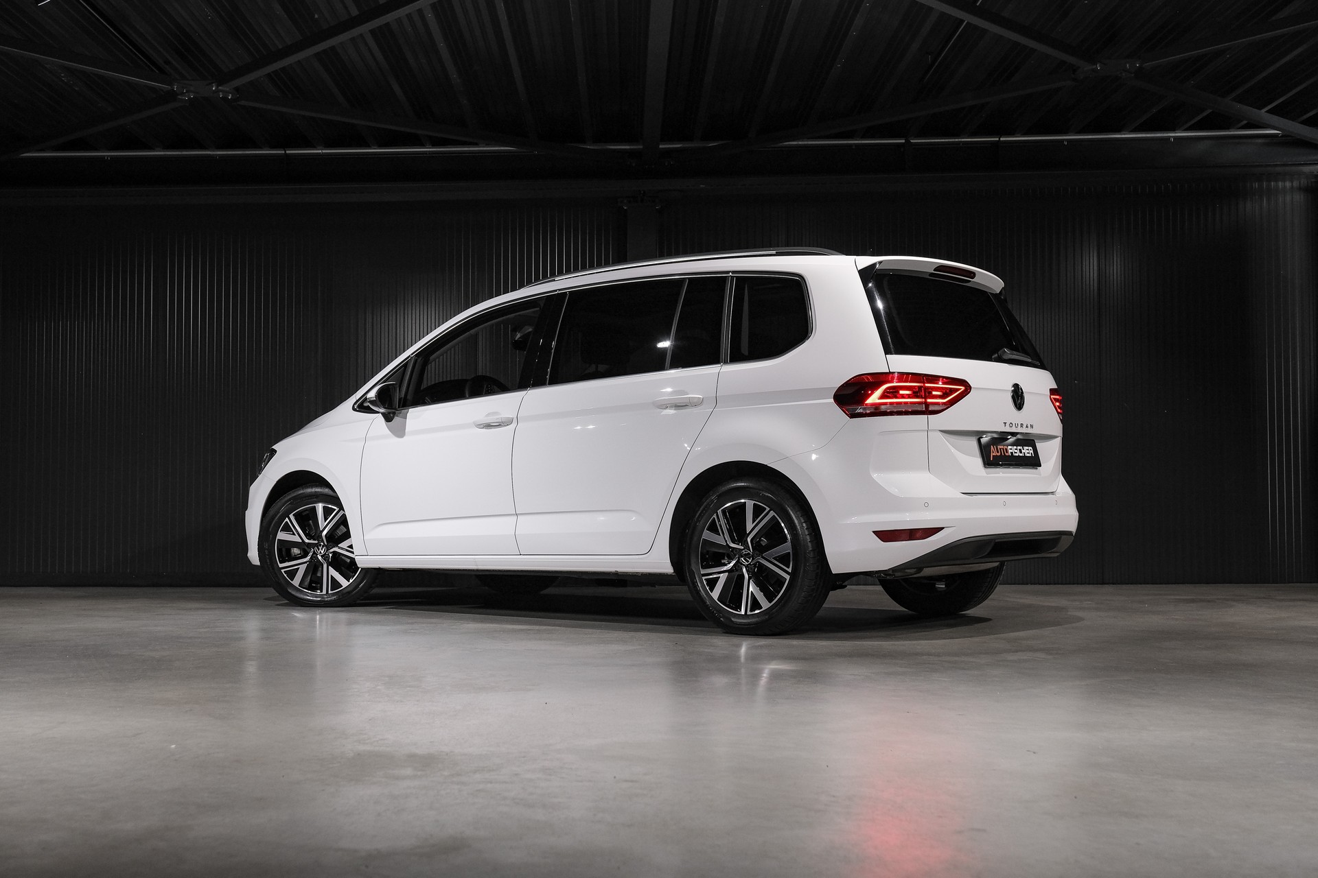 VW Touran 1.5 TSI EVO Highline DSG-image-1